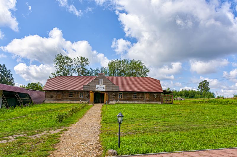Barn Roof Construction in Berryville, VA
