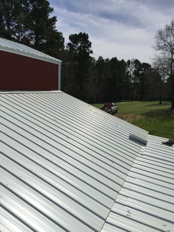 Barn Roof Installation in Berryville, VA